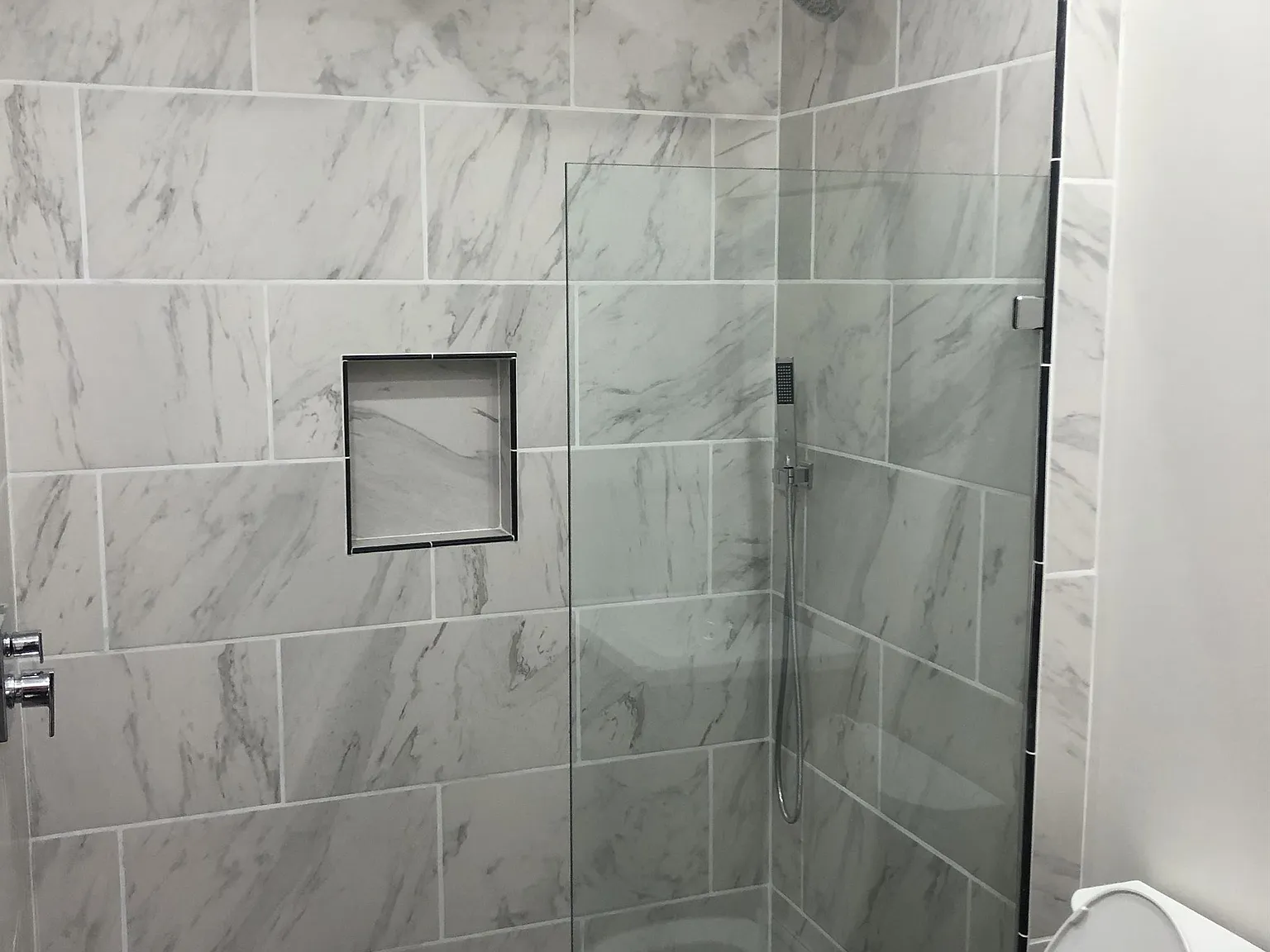 946 W Alexandrine - - — Photo 3