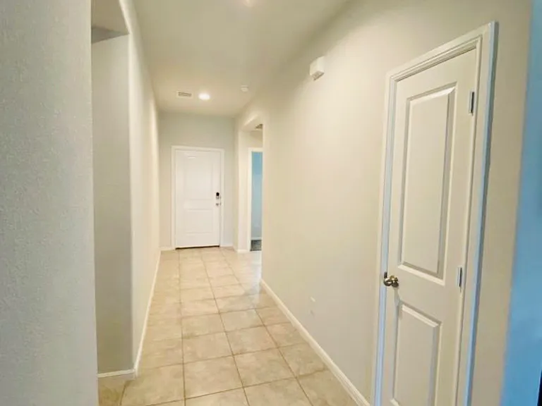 10333 Fort Belknap Trl — Photo 5