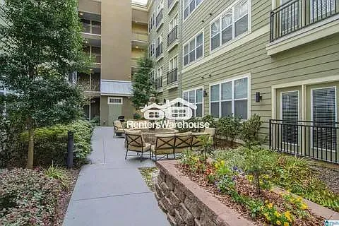 401 20th St S #101 — Photo 23