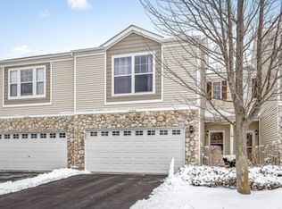 4129 Blackstone Dr, Aurora, IL 60504