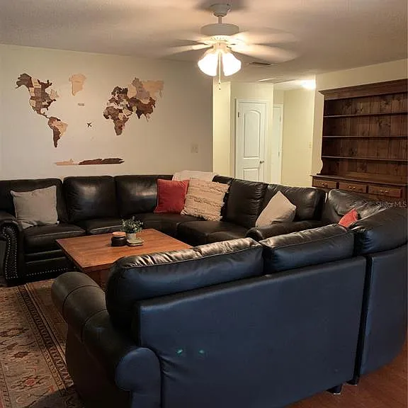 1501 Indiana Ave — Photo 10