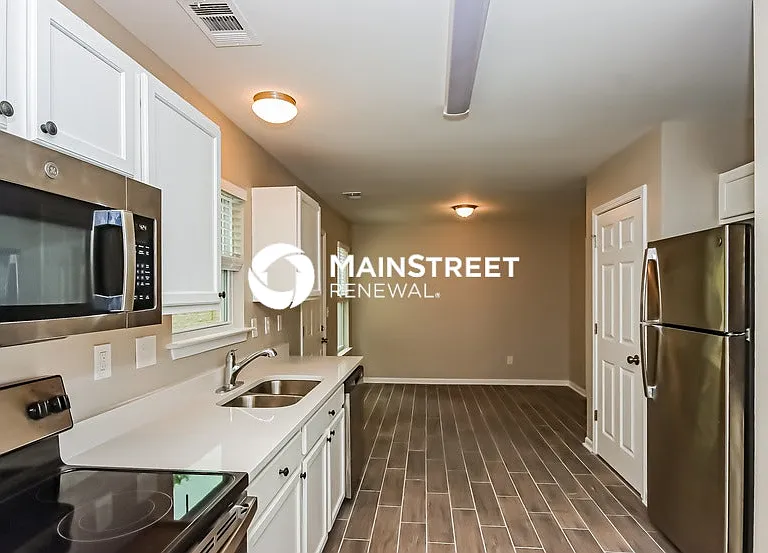 1493 Mitchell Glen St — Photo 9