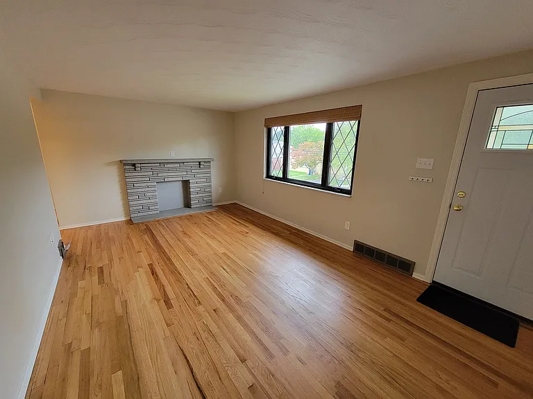 628 Highridge Dr — Photo 14