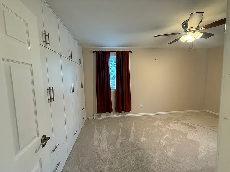 10860 Parlin Ter #1 — Photo 11