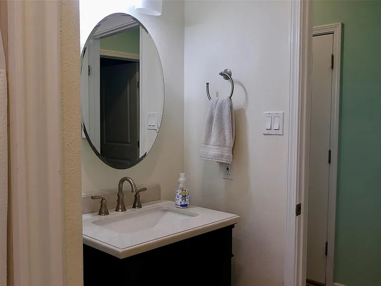 58 Lakeside Dr — Photo 19