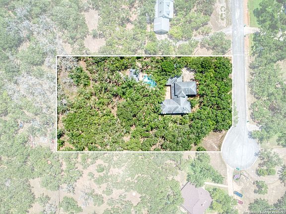 5th image of 2207 ESTATE VIEW DR