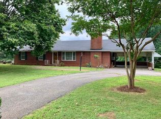 3150 Golden View Rd, Glade Hill, VA 24092