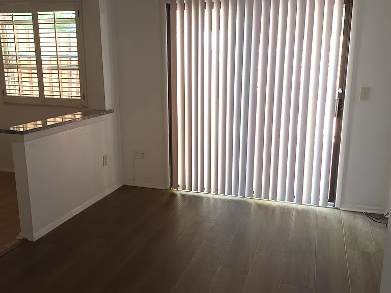 8805 Long Beach Cir — Photo 8