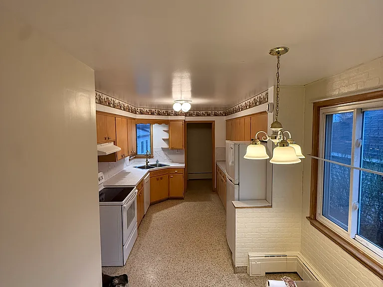 515 Pierce St — Photo 2