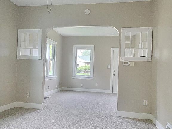 2nd image of 2927 Avenue F