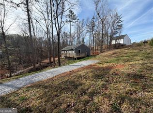 3662 Lakeview Dr, Gainesville, GA 30501