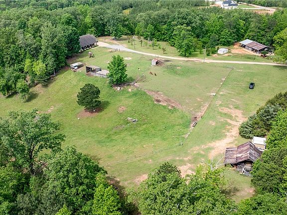 3rd image of 15293 Watermelon Rd