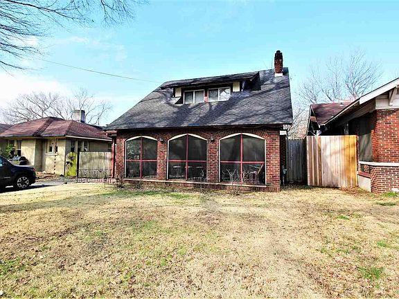 2nd image of 673 N McLean Blvd
