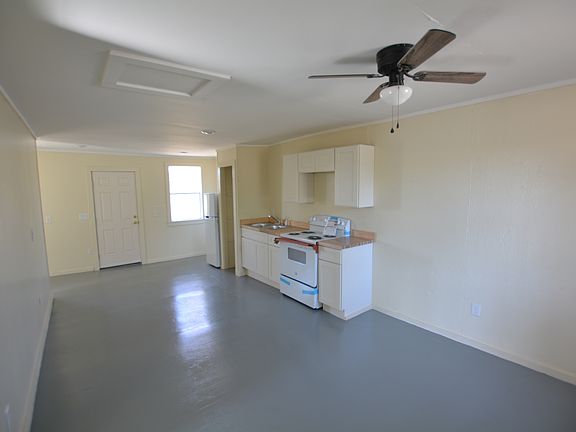 3rd image of 2726 Shamrock Dr E #16