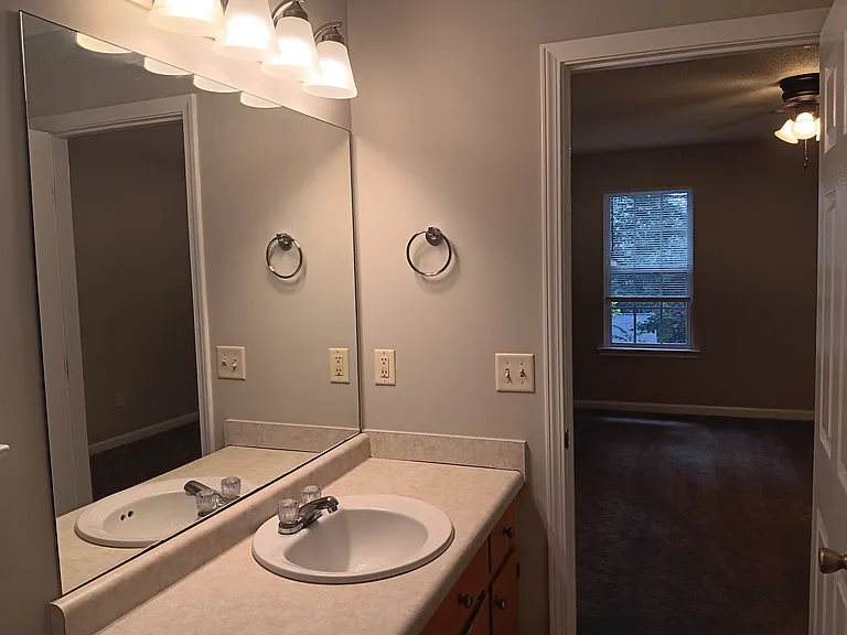 124 Tradewinds Rd — Photo 17