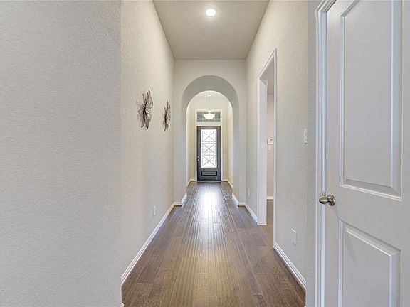 2nd image of 3626 Lake Falls Dr