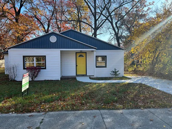 2028 Riordan St, Muskegon Heights, MI 49444