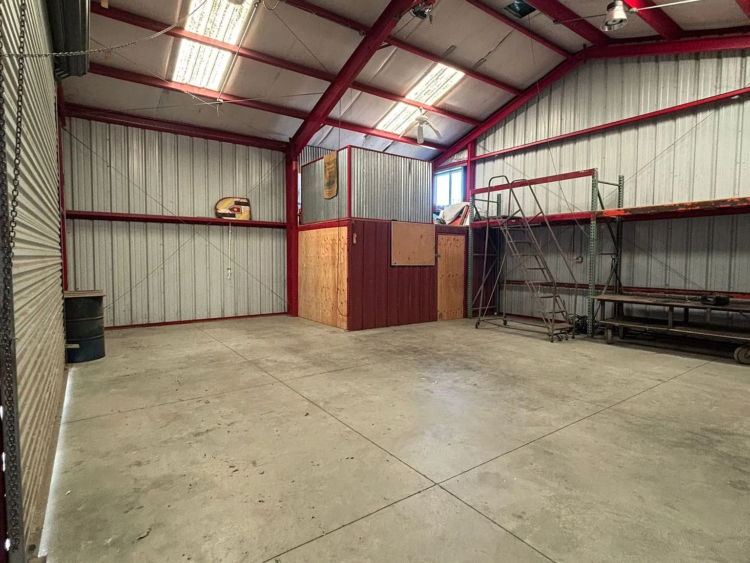 Studio, 700 sqft, $1,350 — Photo 4