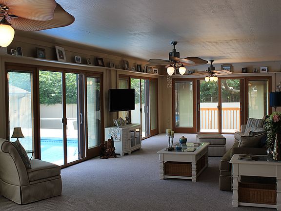 4th image of 1920 Aspenwood Ct