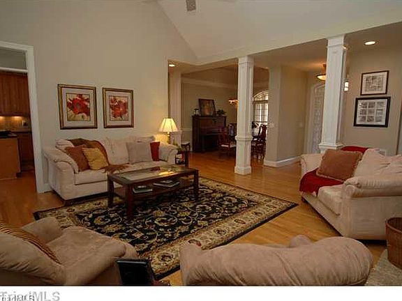 5th image of 6093 Pleasant Field Ct