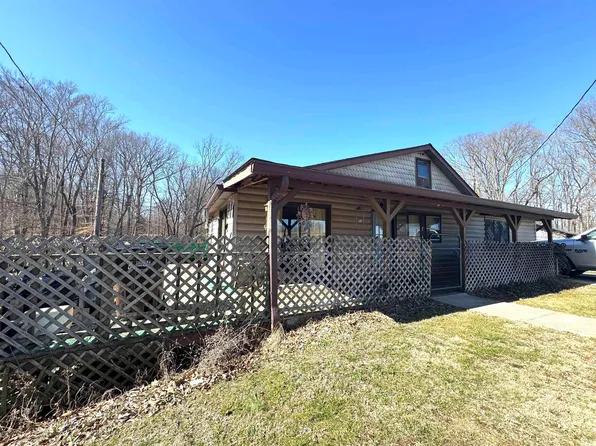 7427 N Red Hill Rd, Ellettsville, IN 47429