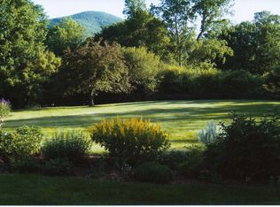 18 Fairview St, Bennington, VT 05201