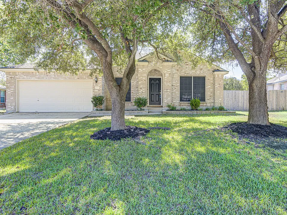 1200 Cedar Hills Blvd