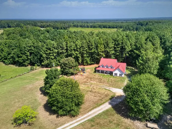 737 Nevada 66 E, Prescott, AR 71857