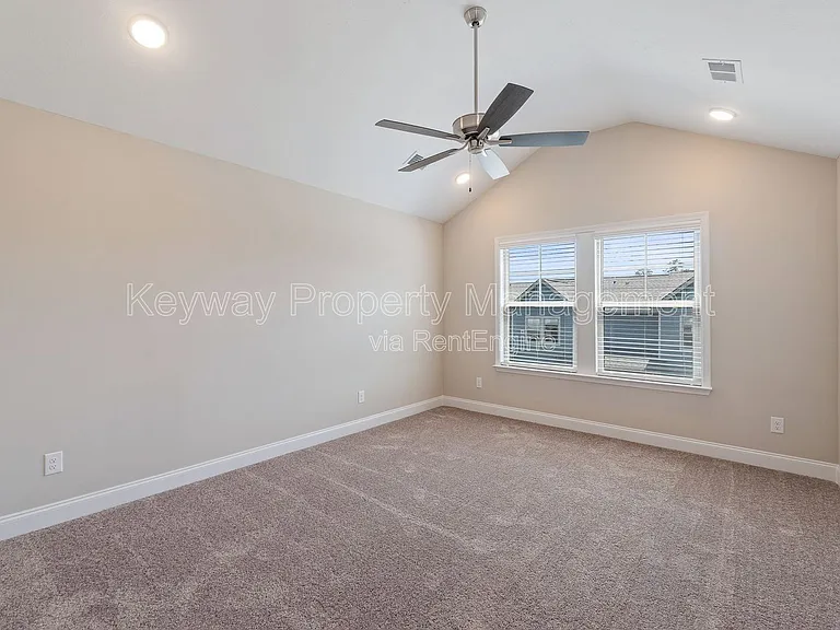 1115 Jolly Ln — Photo 10