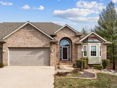 70 Ginger Creek Pkwy, Glen Carbon, IL, 62034