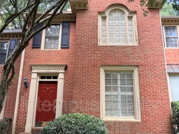 118 Weatherburne Dr, Roswell, GA 30076