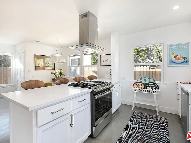 4234 Verdugo Rd — Photo 8