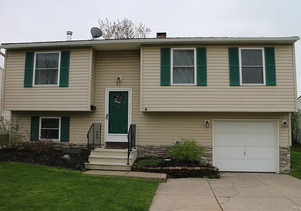 1st image of 67 Le Havre Dr