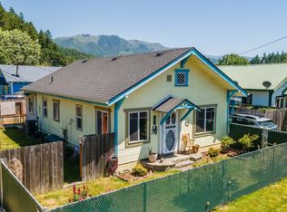 380 3rd Ave, Powers, OR 97466