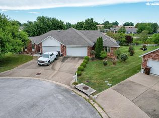 2625 S Overbrook Ave, Springfield, MO 65807