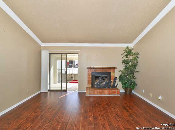 5th image of 2255 Thousand Oaks Dr APT 408