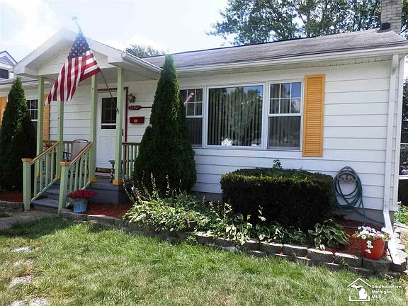 2nd image of 21767 McKinley St