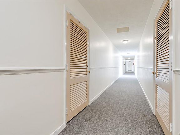 4th image of 3416 Grove Ave APT 19