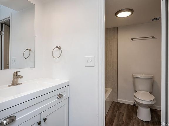 5th image of 1265 N Race St APT 408