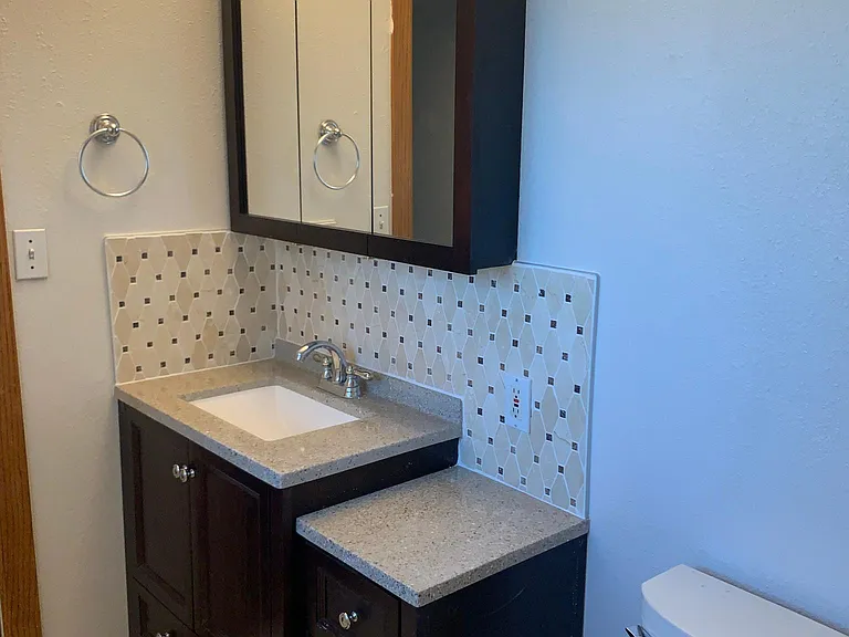 190 Chestnut Ave — Photo 8