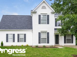 10103 Northwoods Forest Dr, Charlotte, NC 28214