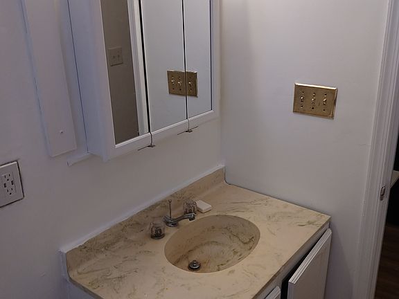 3rd image of 2210 M St #1