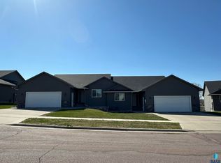 1213 N Archer Ave, Sioux Falls, SD 57103