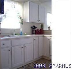 3rd image of 1100 Wyngate Dr