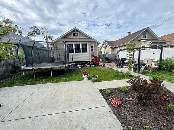 4th image of 9 Highland St