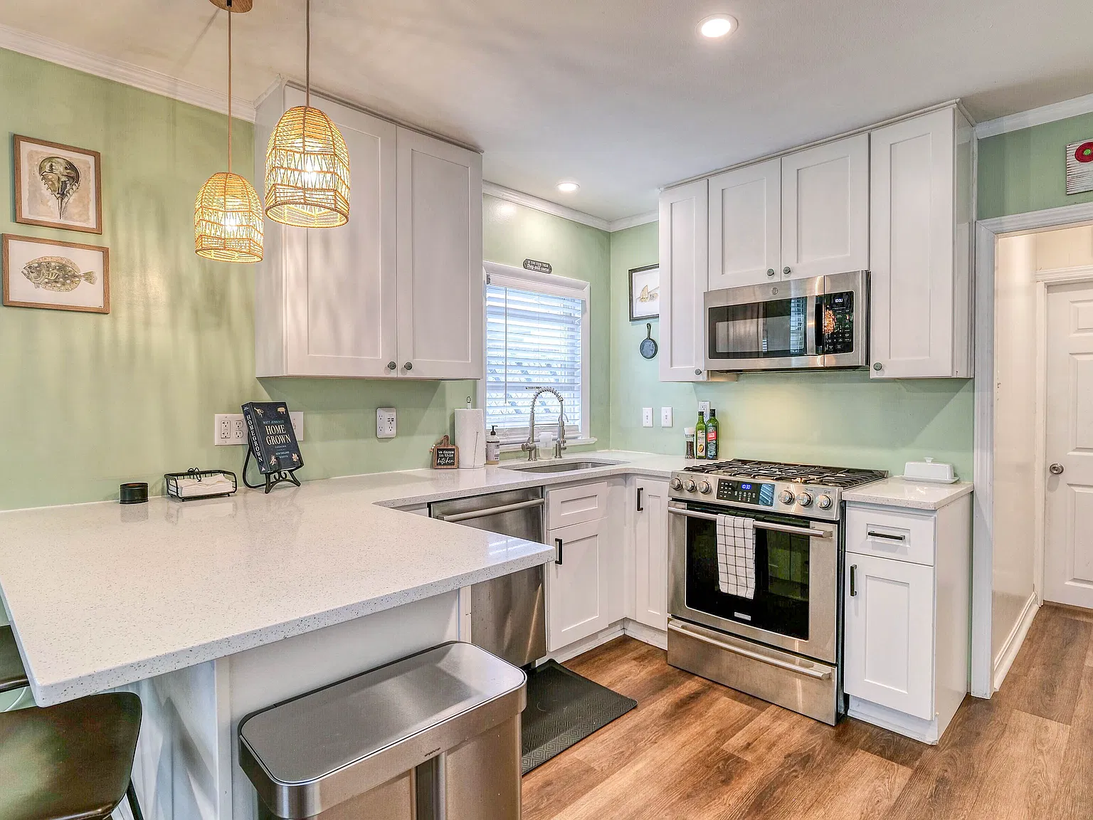 1 bed, $1,900 — Photo 3