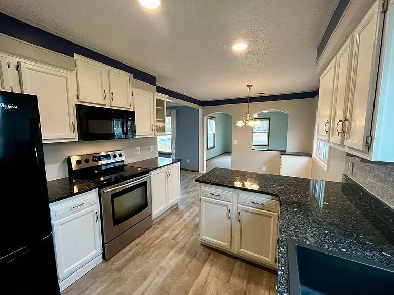 620 Copperfield Dr — Photo 5
