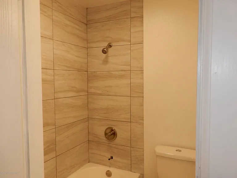1067 Cleveland St — Photo 4