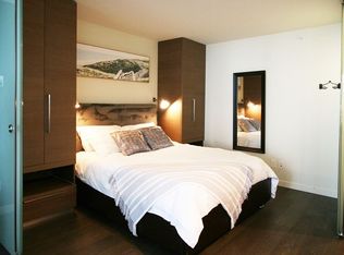 189 Keefer St #802, Vancouver, BC V6A0C8