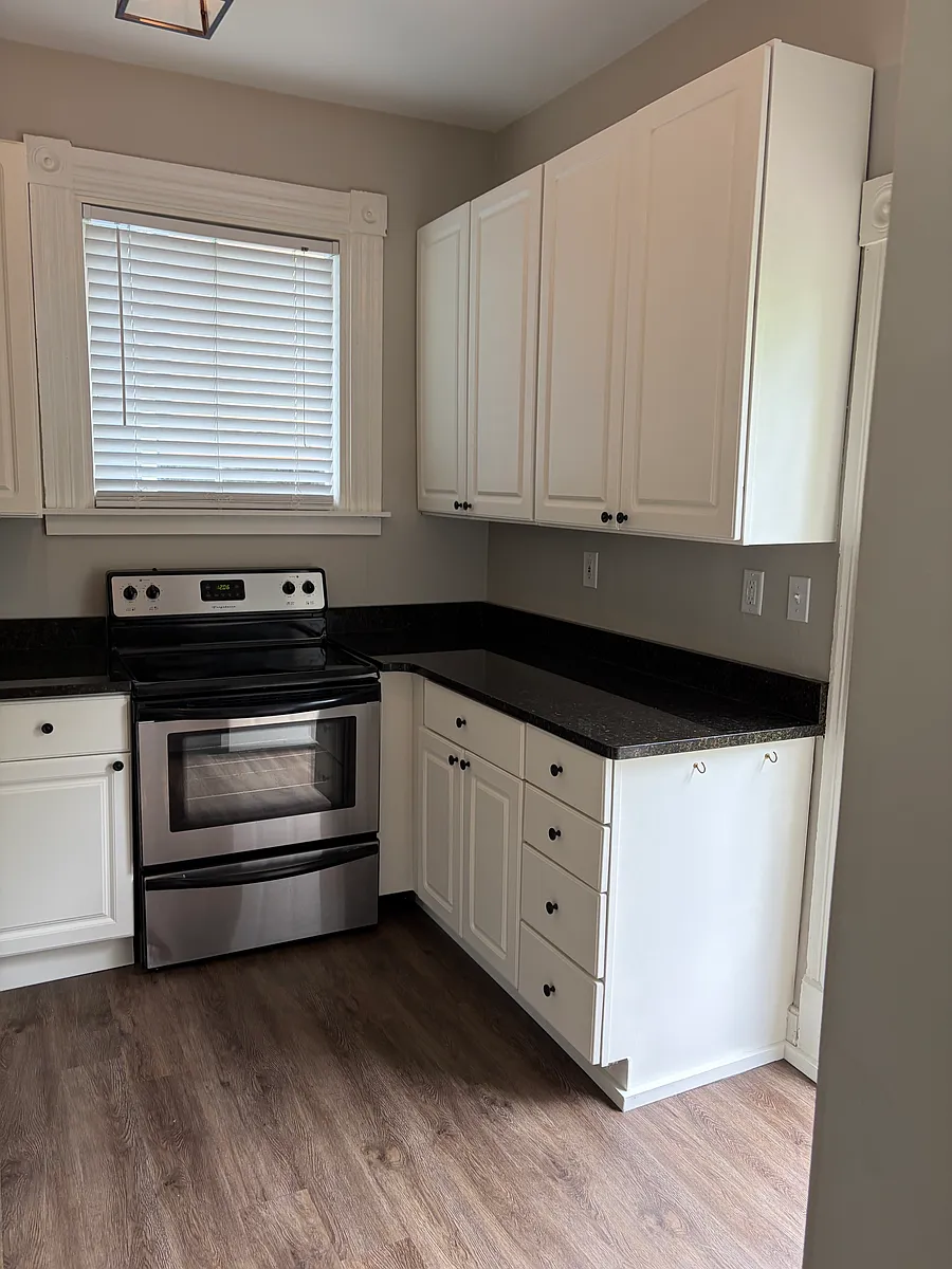 Building Photo - 420 Tusculum Ave #2